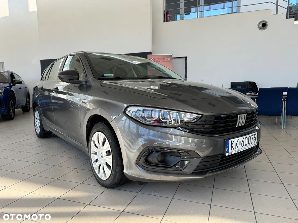 Fiat Tipo 1.0 T3 - 5