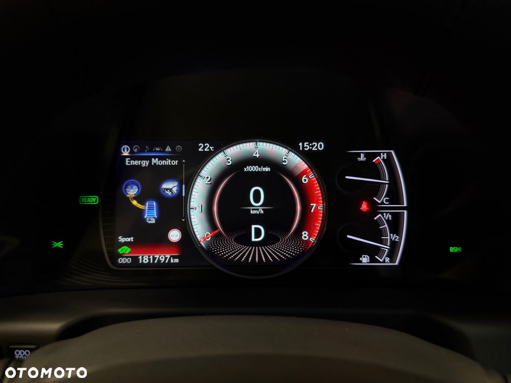 Lexus ES 300h Business Edition + - 10