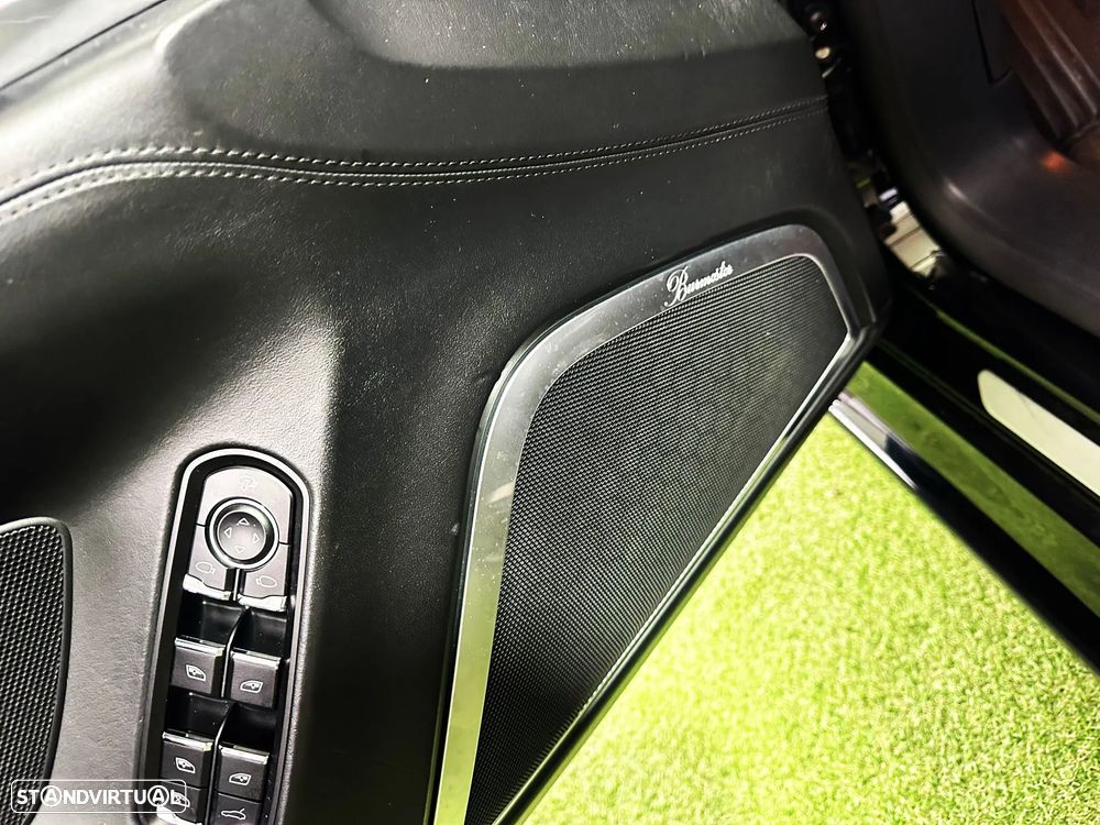 Porsche Panamera Turbo PDK - 20