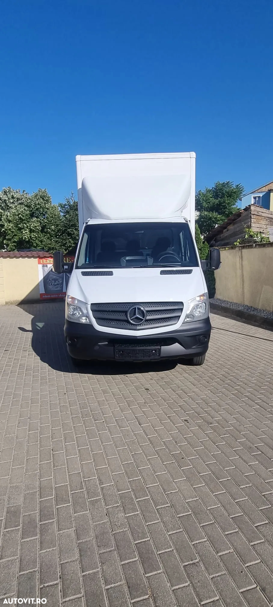 Mercedes-Benz Sprinter - 9