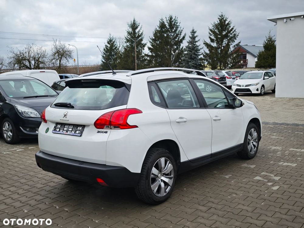 Peugeot 2008 1.6 VTi Style - 9