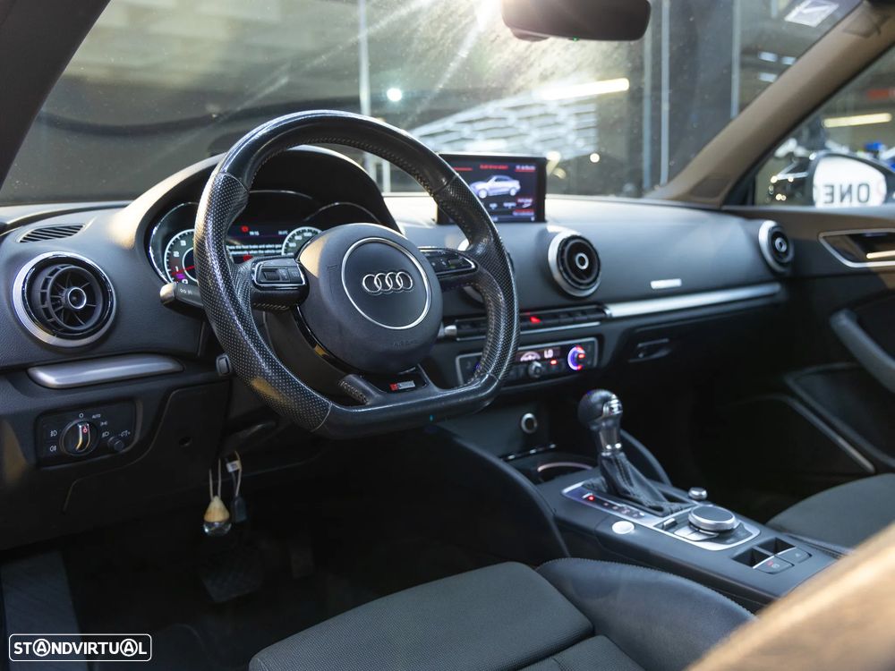 Audi A3 Cabrio 2.0 TDi S-line S tronic - 13