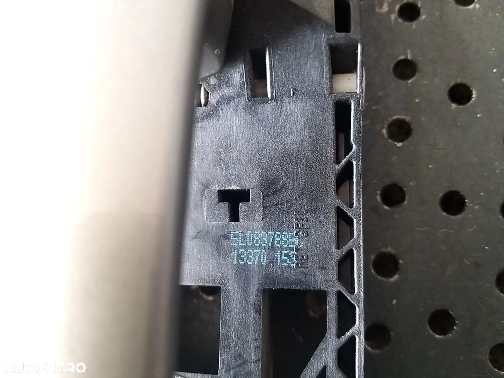 Maner usa dreapta fata skoda yeti 5l 5l0837885c - 2