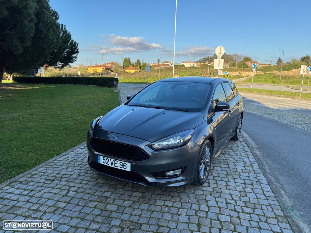 Ford Focus SW 1.5 TDCi EcoBlue ST-Line - 3