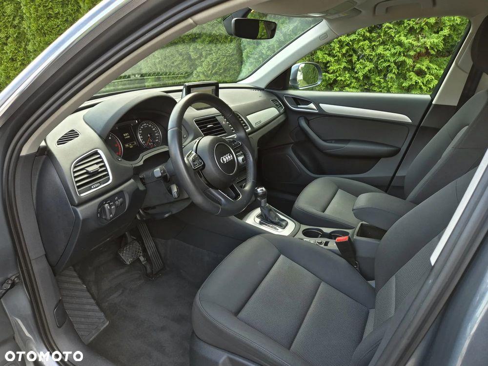 Audi Q3 2.0 TDI quattro S tronic design - 11