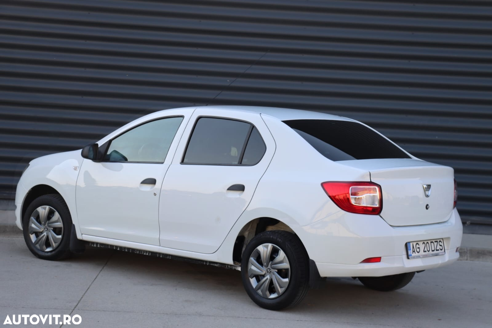 Dacia Logan MCV 1.5 dCi 90 CP Laureate - 12