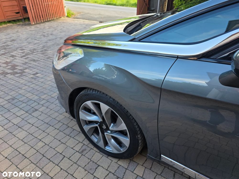 Citroën DS5 HDi 165 SportChic - 4