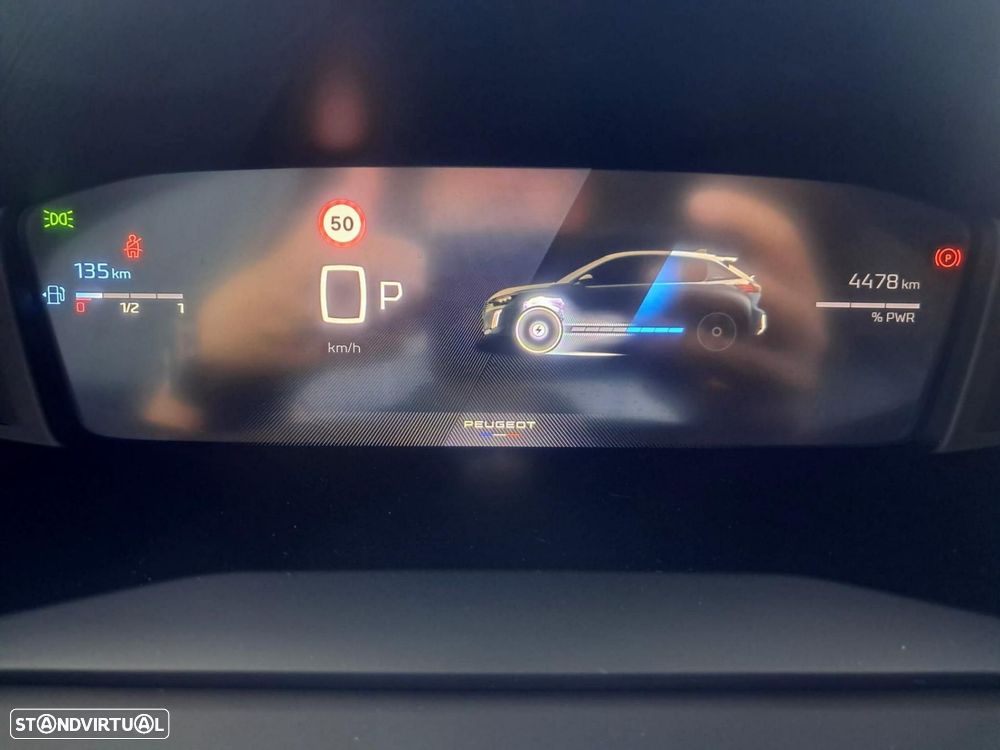 Peugeot 208 1.2 Hybrid Allure e-DCS6 - 18