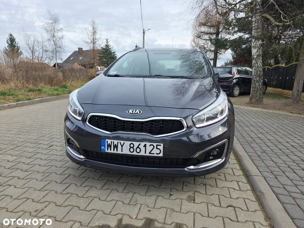 Kia Ceed 1.6 CRDi SCR L Business Line Plus - 10
