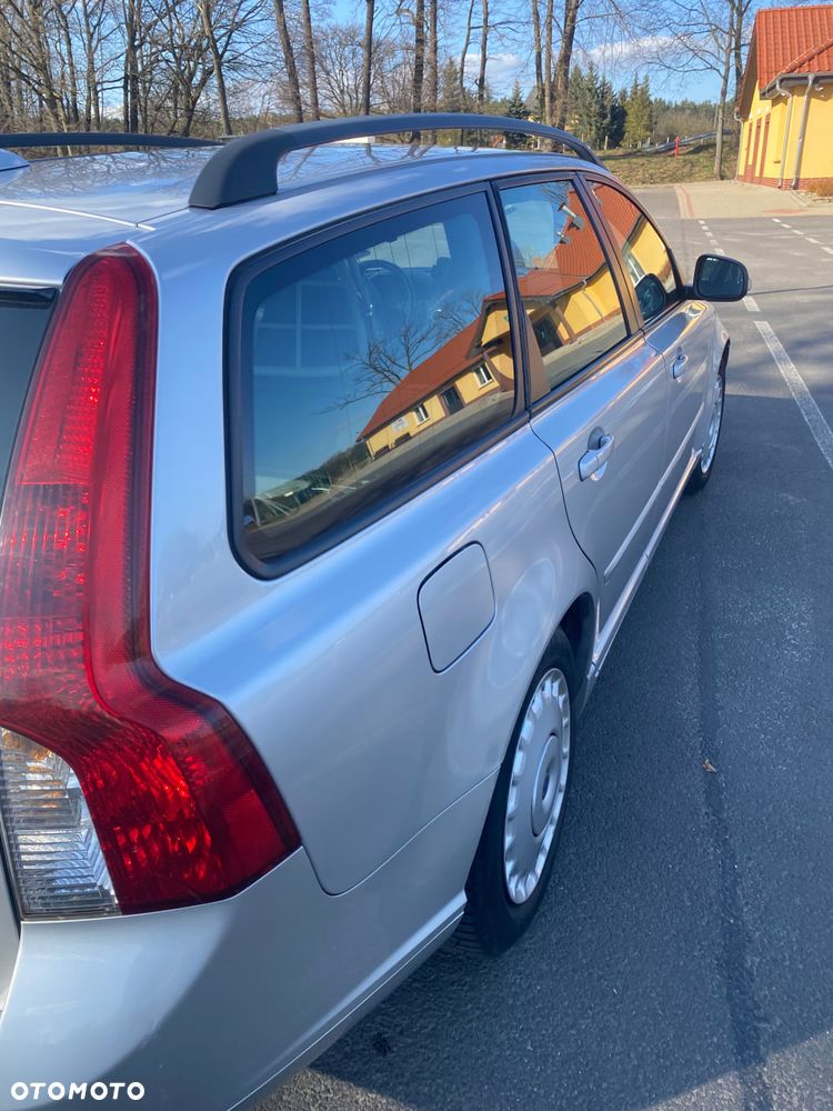Volvo V50 - 16