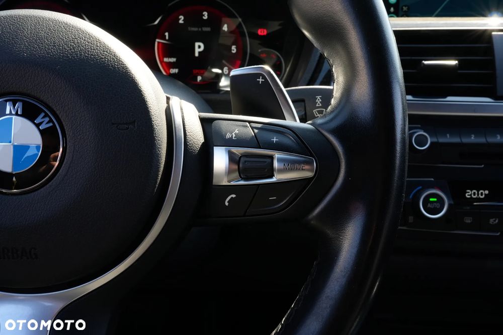 BMW Seria 3 325d - 25
