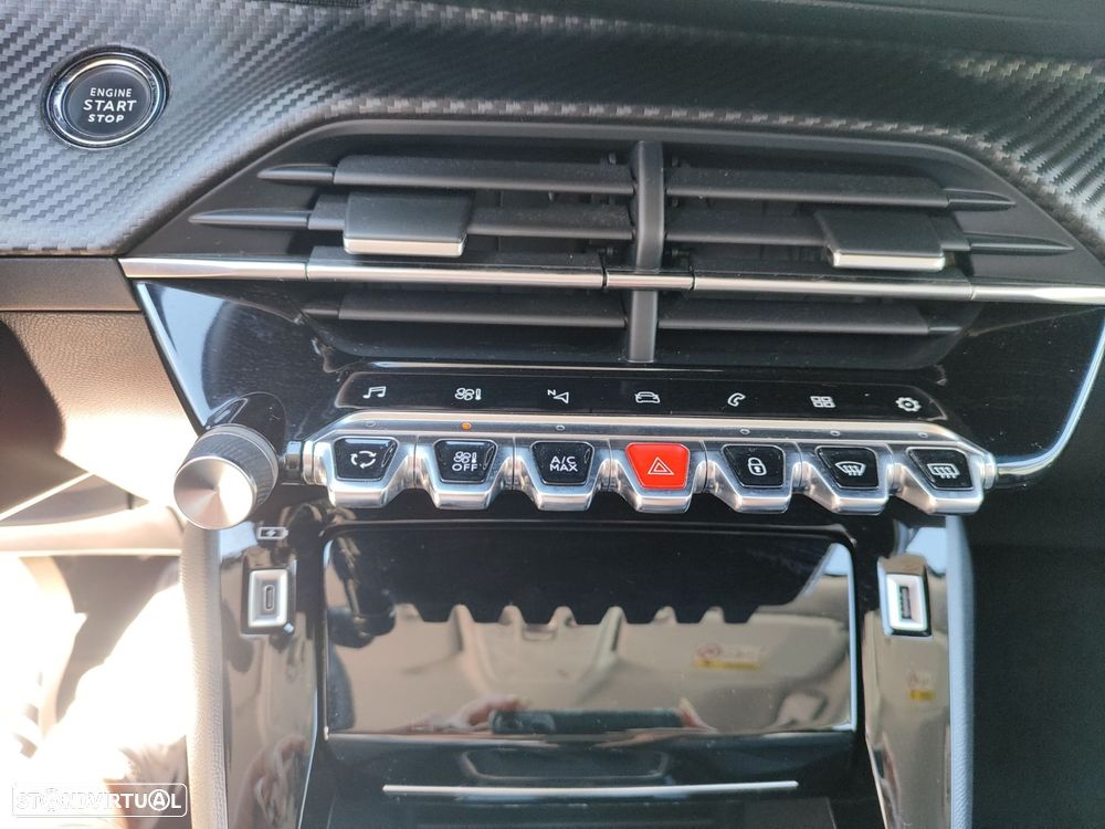 Peugeot 2008 1.5 BlueHDi Allure Pack - 20