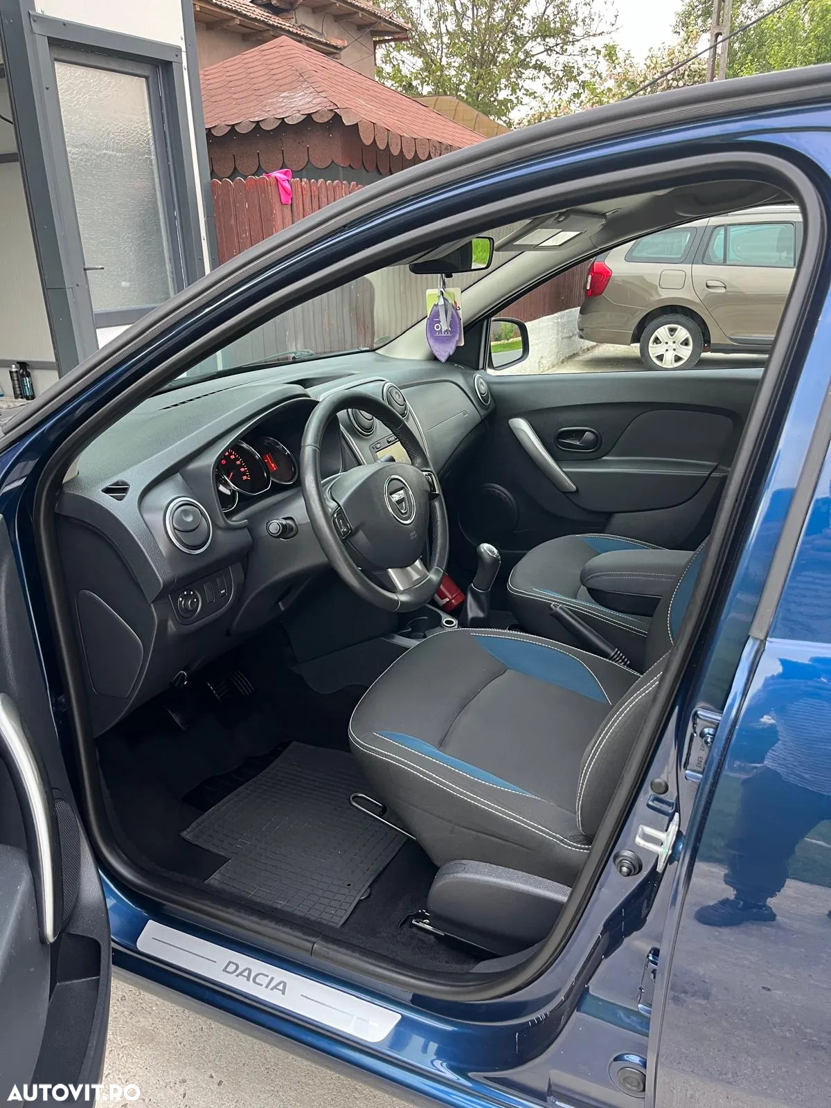 Dacia Logan - 8