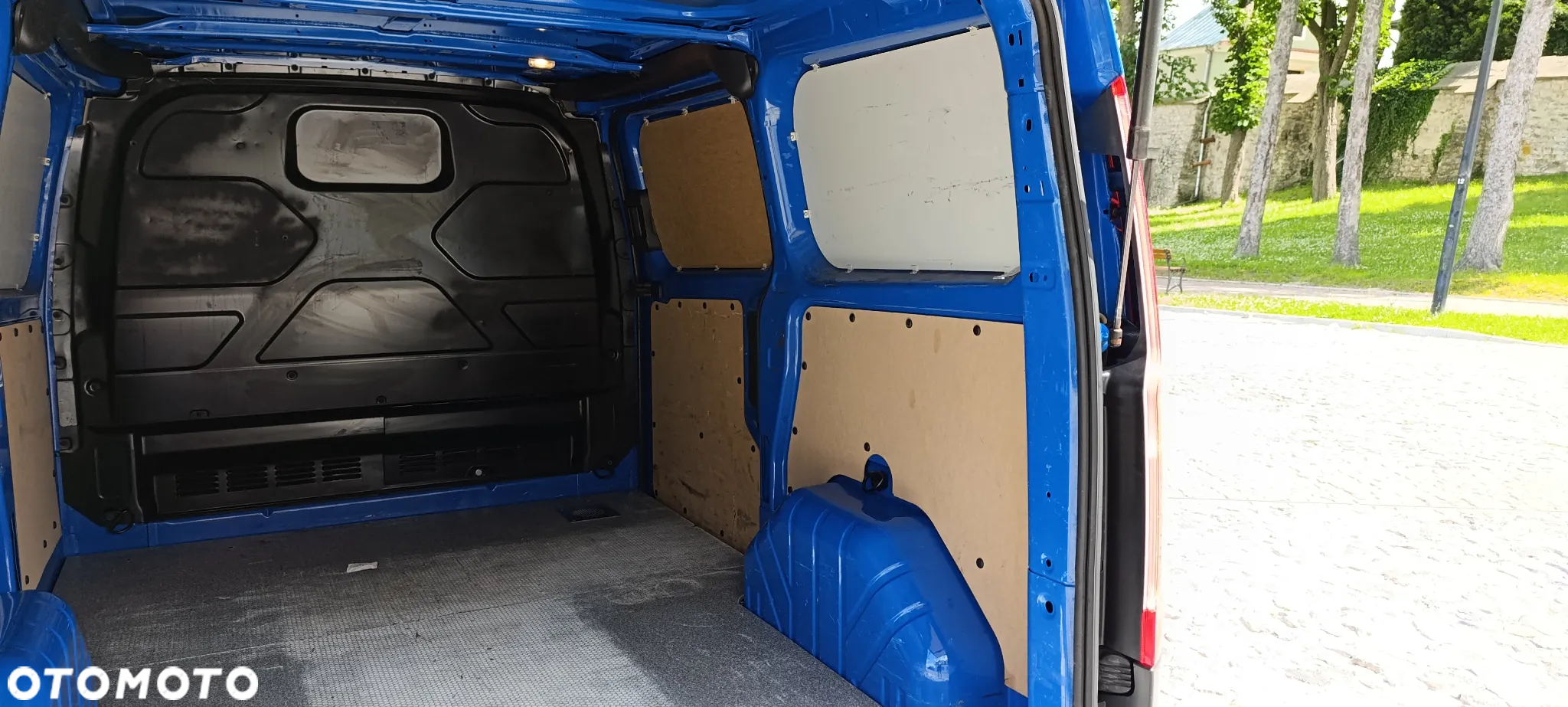 Ford TRANSIT CUSTOM - 7