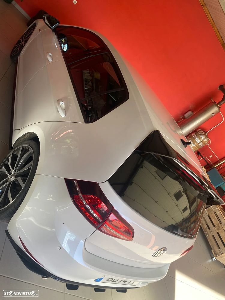 VW Golf 2.0 GTi DSG Edition 30 - 35