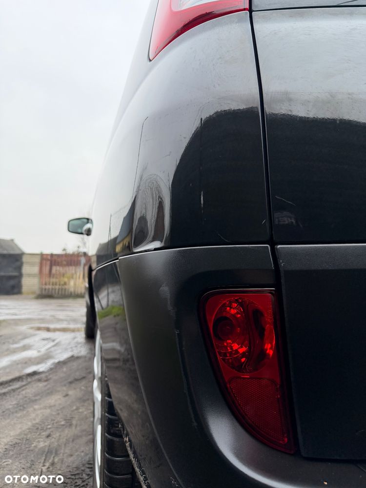 Renault Grand Espace Gr 2.0 dCi 25th - 12