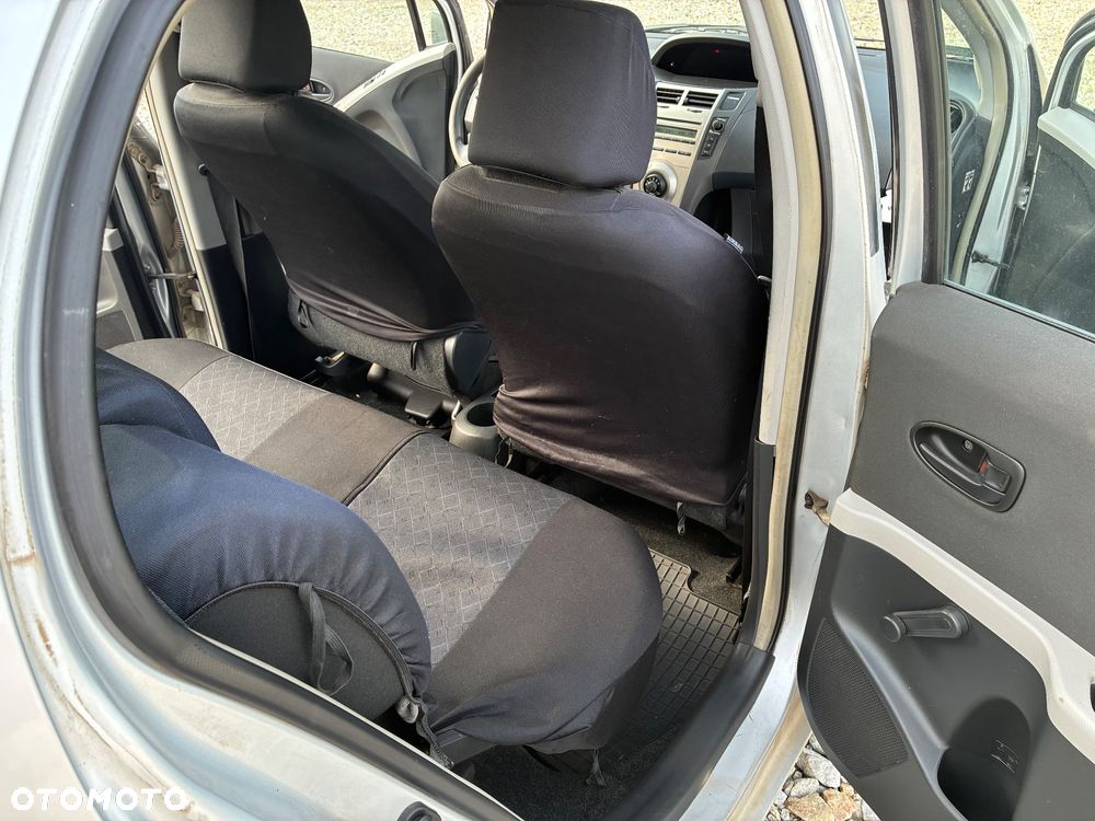 Toyota Yaris 1.4 D-4D Life - 13
