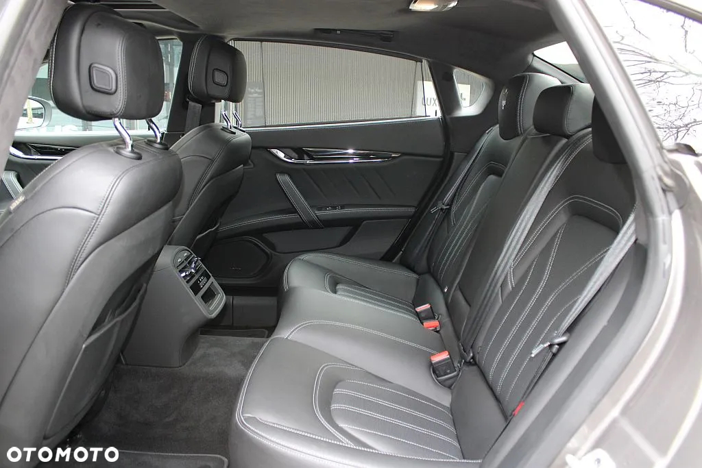 Maserati Quattroporte Modena - 10