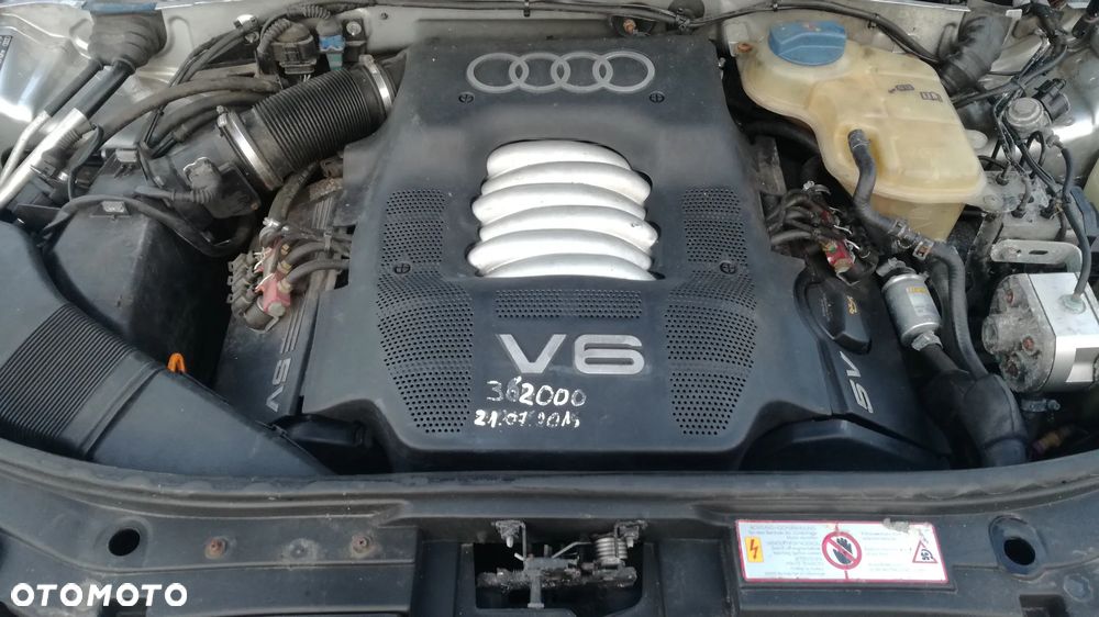 Audi A6 Avant 2.4 Quattro - 19