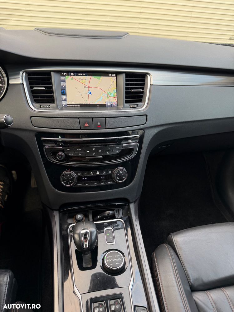 Peugeot 508 RXH Hybrid4 - 38