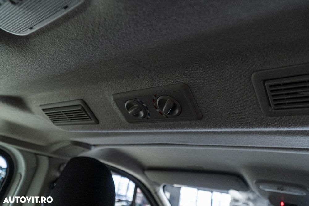 Renault Trafic 2.0 Blue dCi 120 Combi L2H1 8+1 locuri Authentique - 38