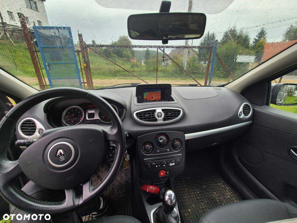 Renault Clio - 6