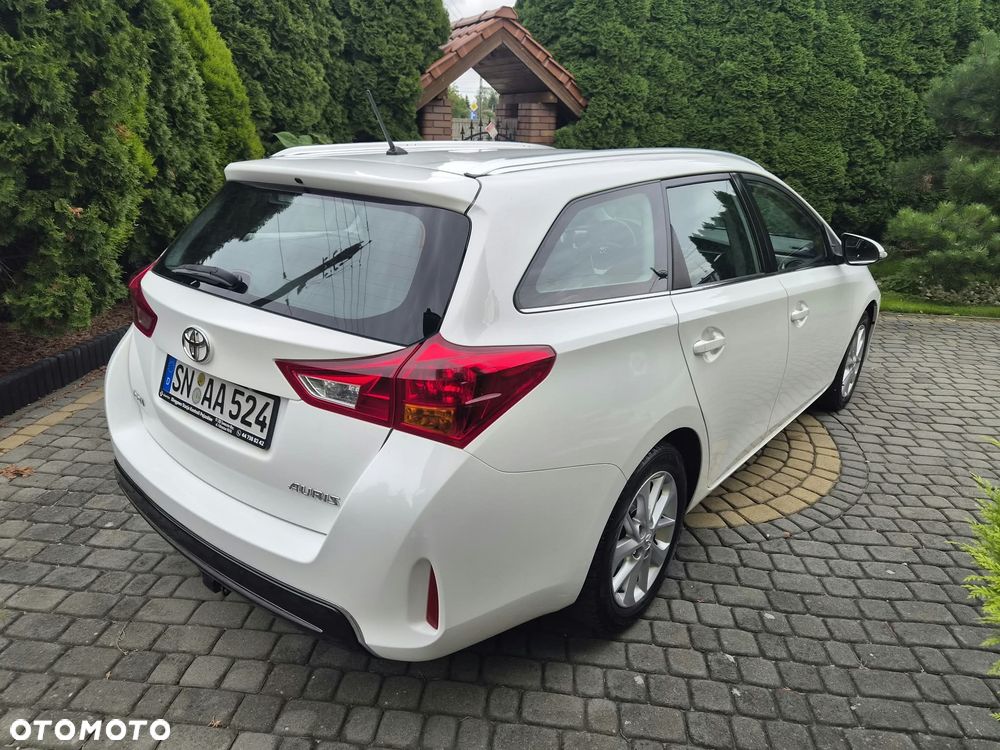 Toyota Auris 1.6 Active - 4