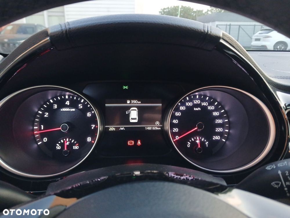 Kia Ceed - 12