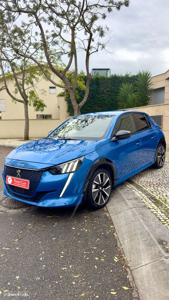 Peugeot e-208 GT - 1