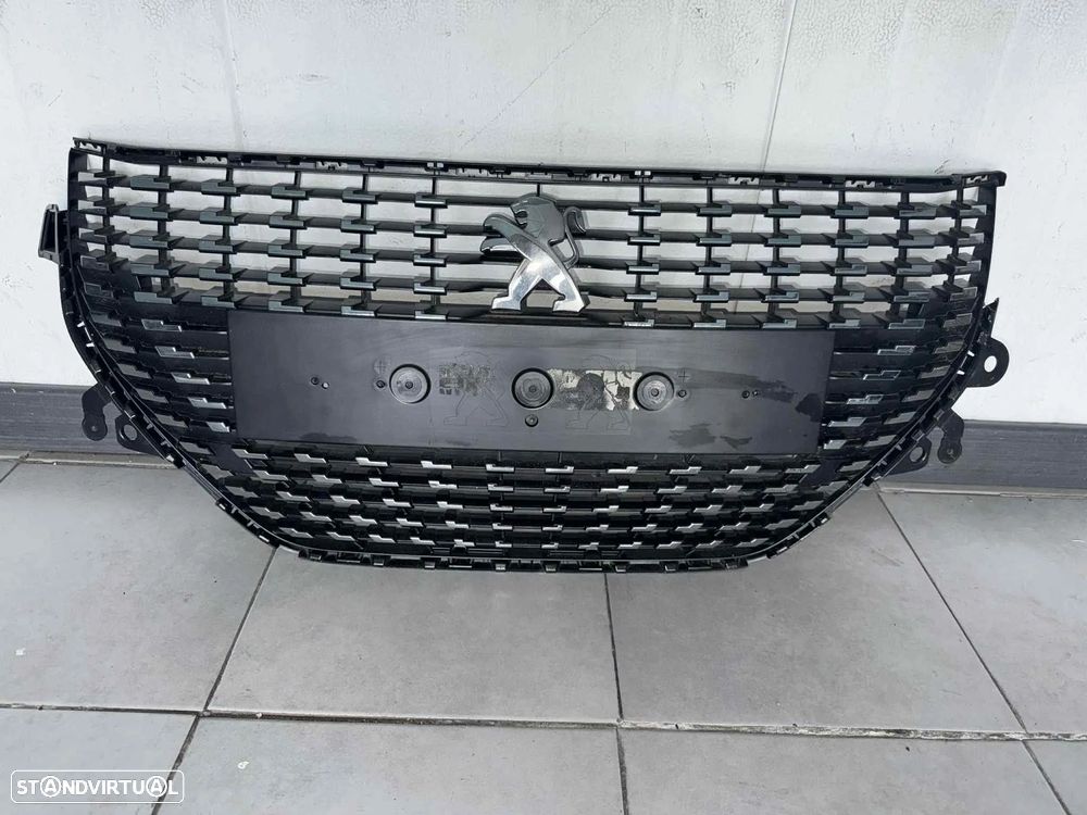 Grelha Frontal Peugeot 208 - G418 - 1