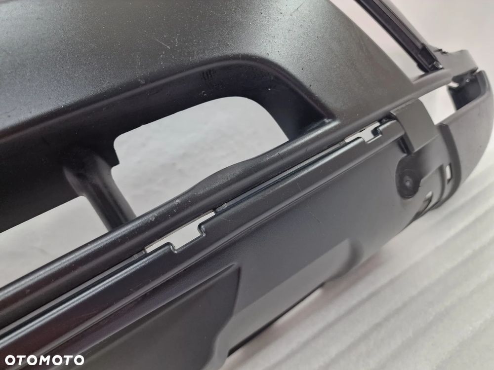 LAND ROVER DISCOVERY V L462 15- SPOJLER / DOKŁADKA ZDERZAKA PRZEDNIEGO PRZÓD , NR HY32-17F775-A , NR AUKCJI DT626 - 16