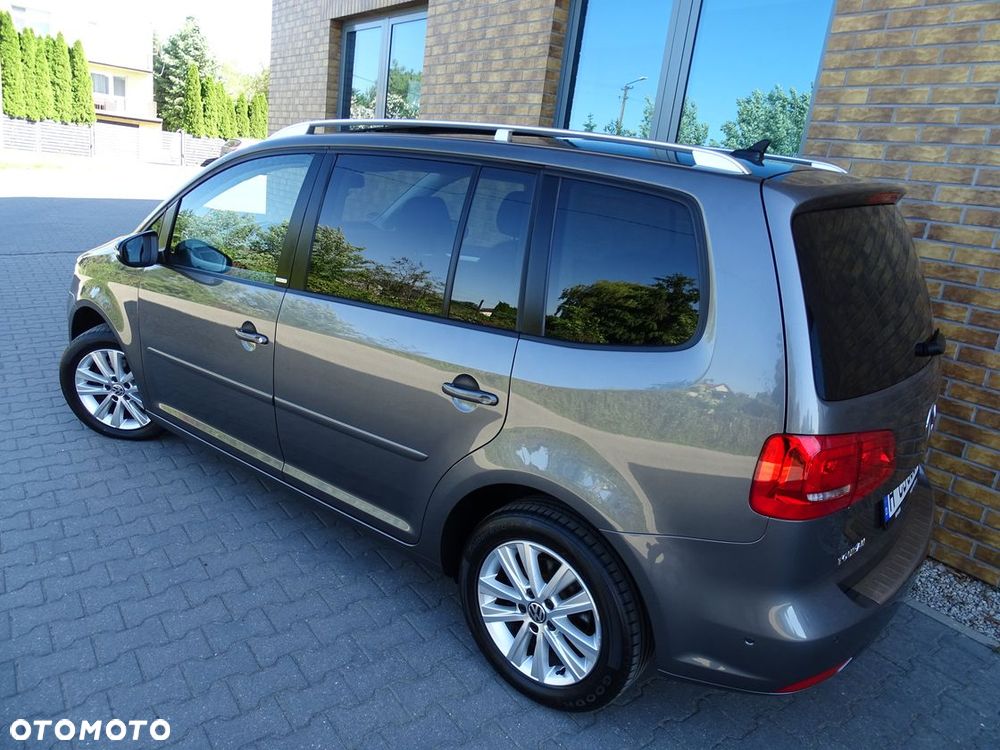 Volkswagen Touran 1.6 TDI DPF BlueMotion Technology DSG STYLE - 10