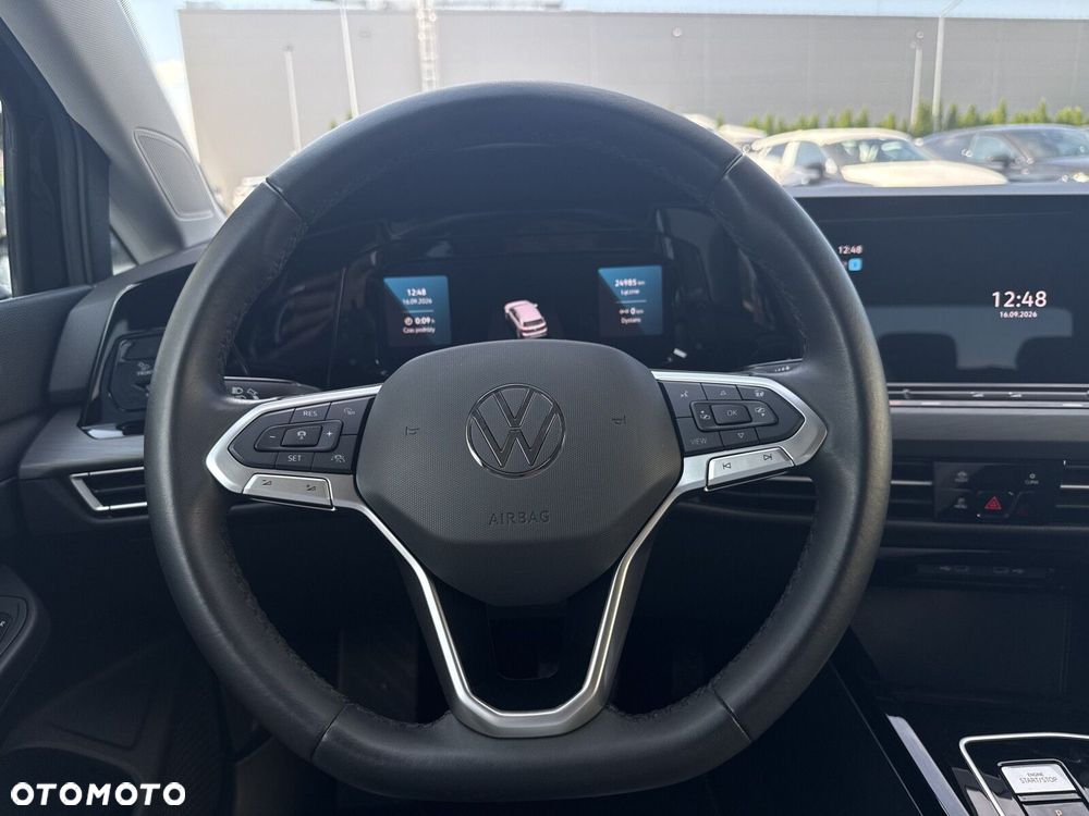 Volkswagen Golf - 16