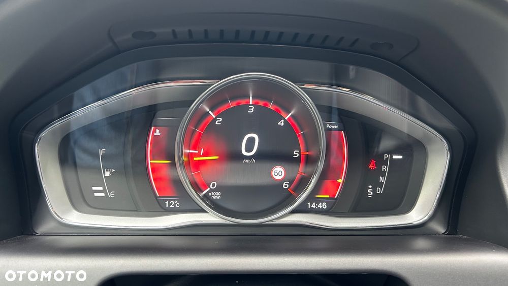 Volvo XC 60 D4 Momentum - 26