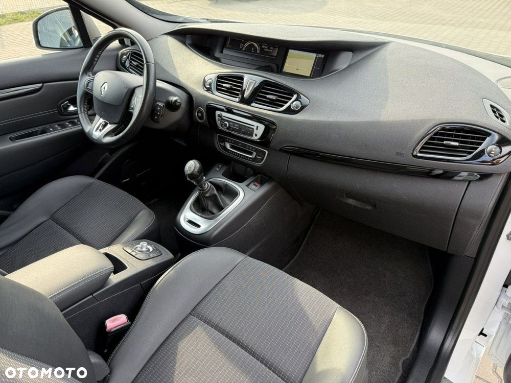 Renault Scenic 1.6 dCi Bose - 12