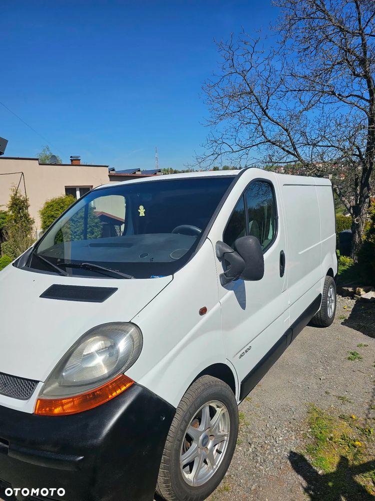 Renault Trafic - 2