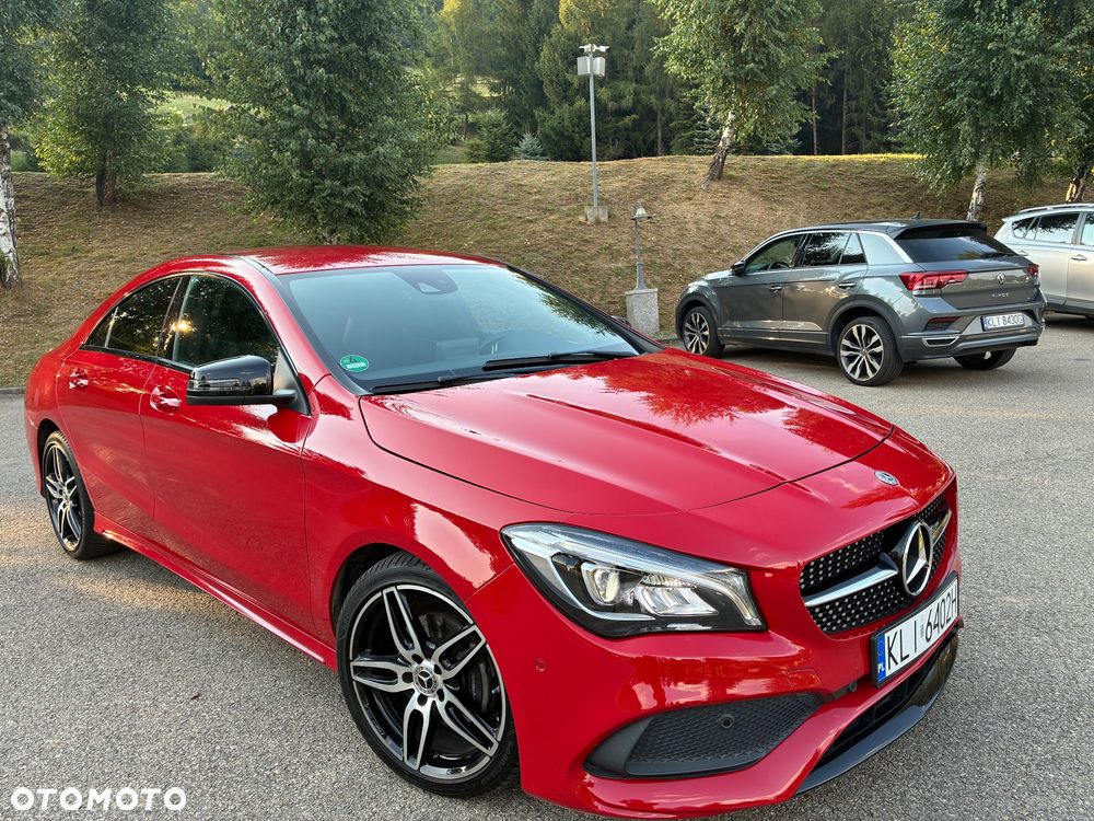 Mercedes-Benz CLA 180 AMG Line - 2