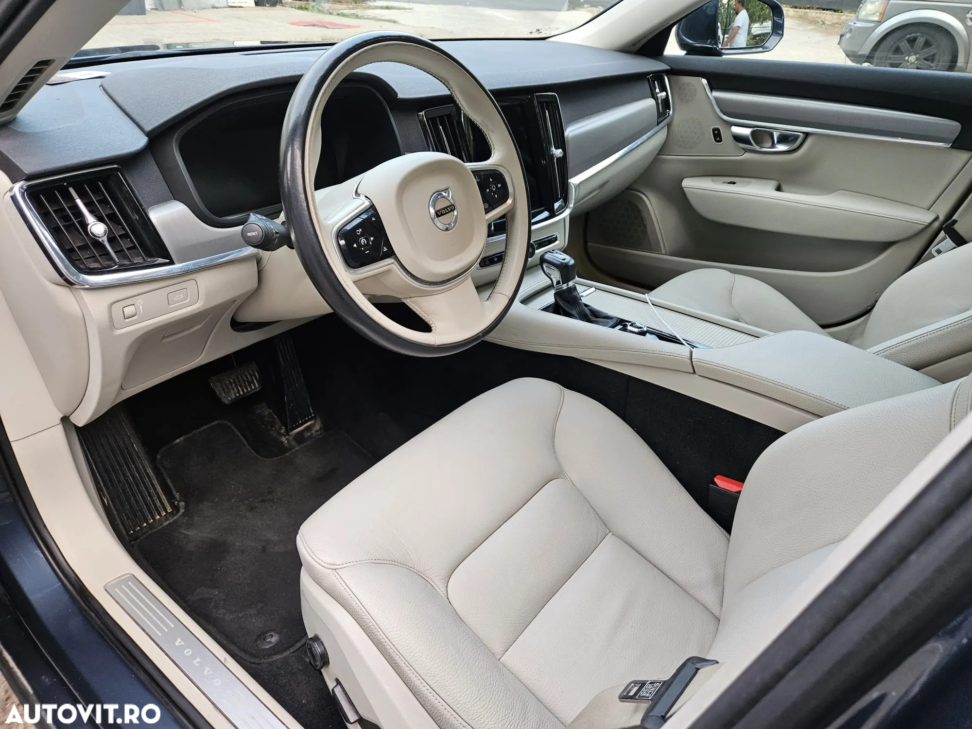 Volvo S90 D3 Geartronic Momentum - 11
