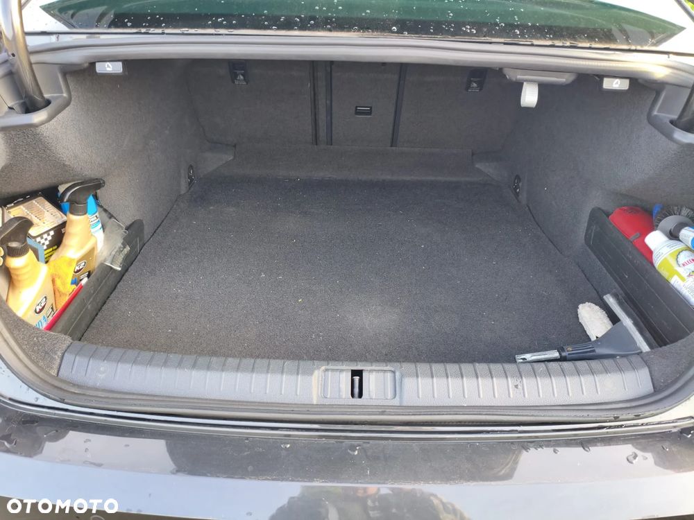 Volkswagen Passat 2.0 TDI BMT Highline DSG7 - 29