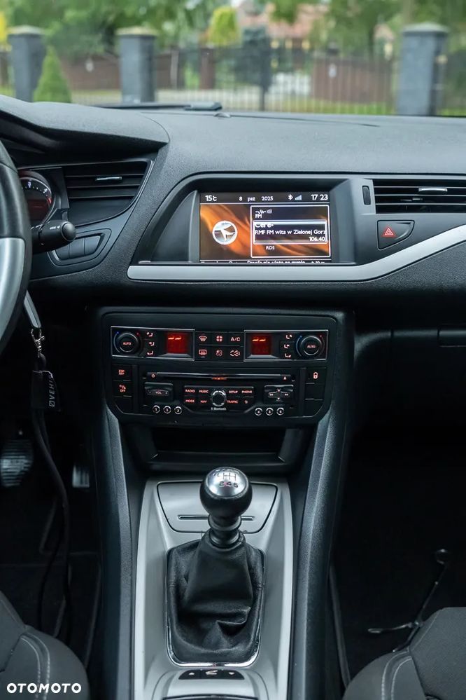 Citroën C5 Tourer HDi 140 FAP Confort - 36