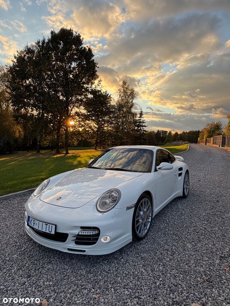 Porsche 911 Turbo S - 27