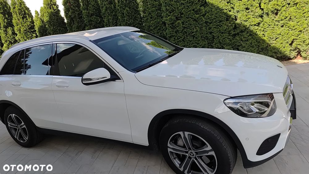Mercedes-Benz GLC - 4
