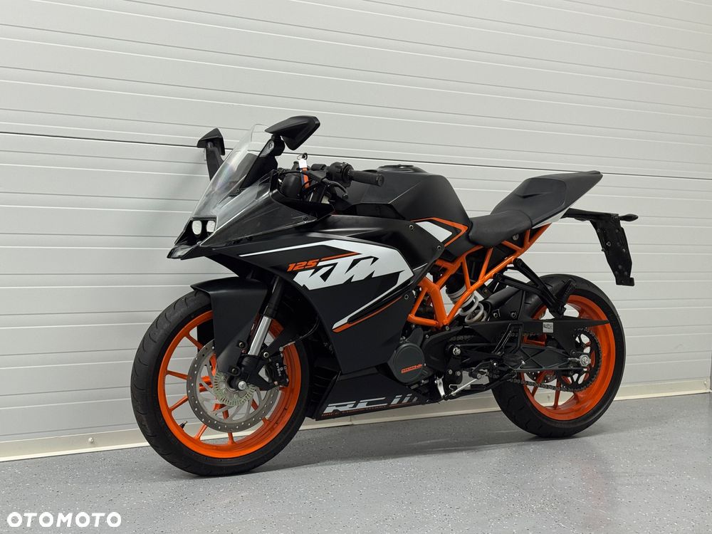 KTM RC 125 - 11