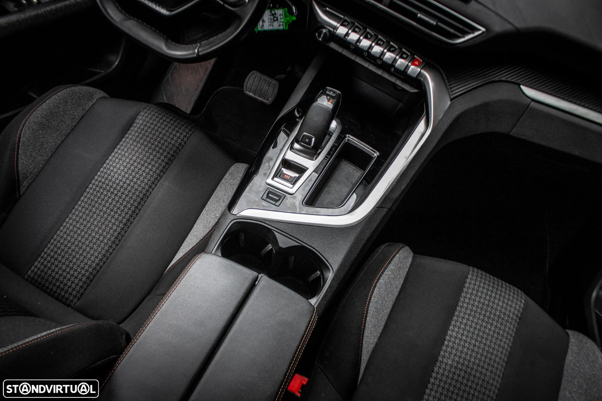 Peugeot 5008 PureTech 130 EAT6 Active - 36