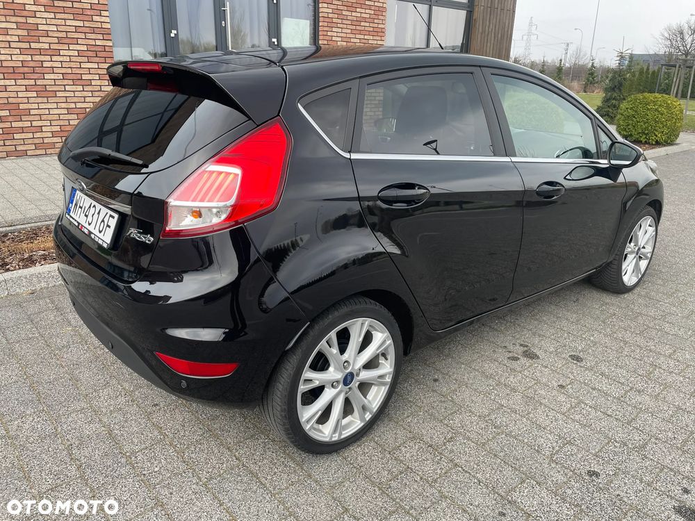 Ford Fiesta 1.0 EcoBoost S&S TITANIUM - 5