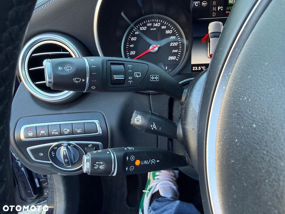 Mercedes-Benz Klasa C - 35