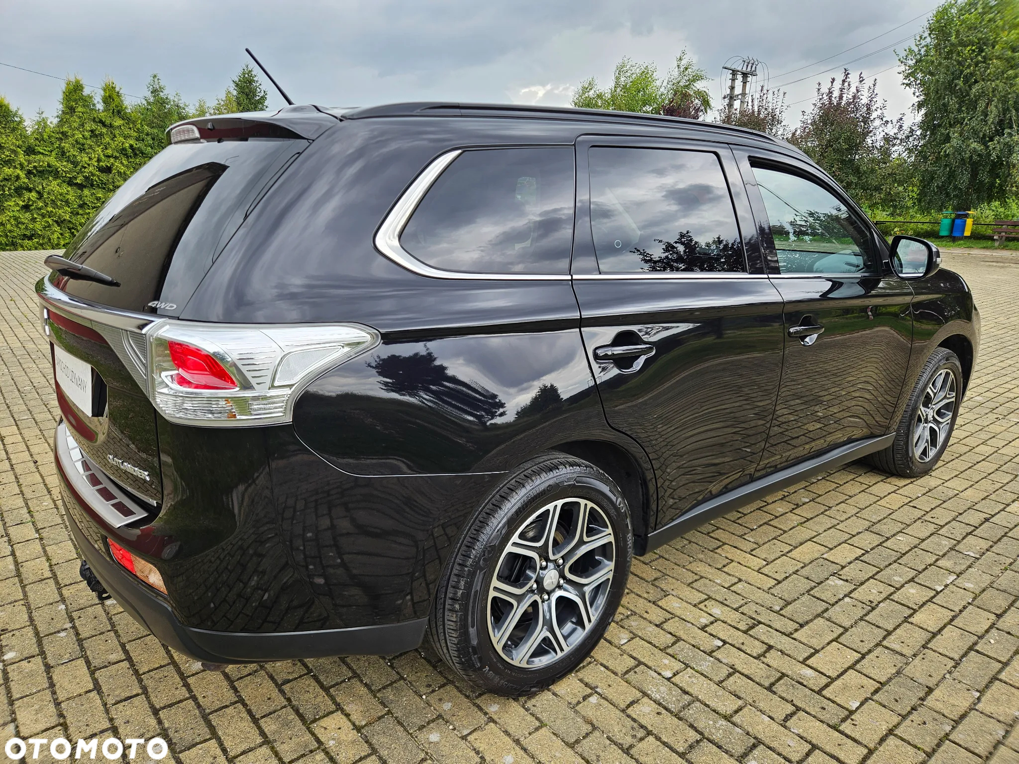 Mitsubishi Outlander 2.2 DID Intense + - 7