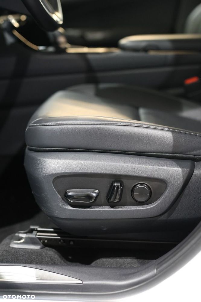Lexus NX - 27