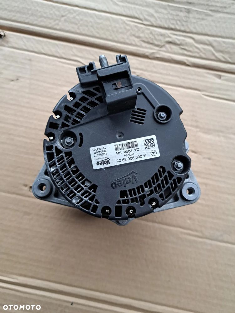 Mercedes a klasa w177 alternator A0009063903 Cla E klasa - 4