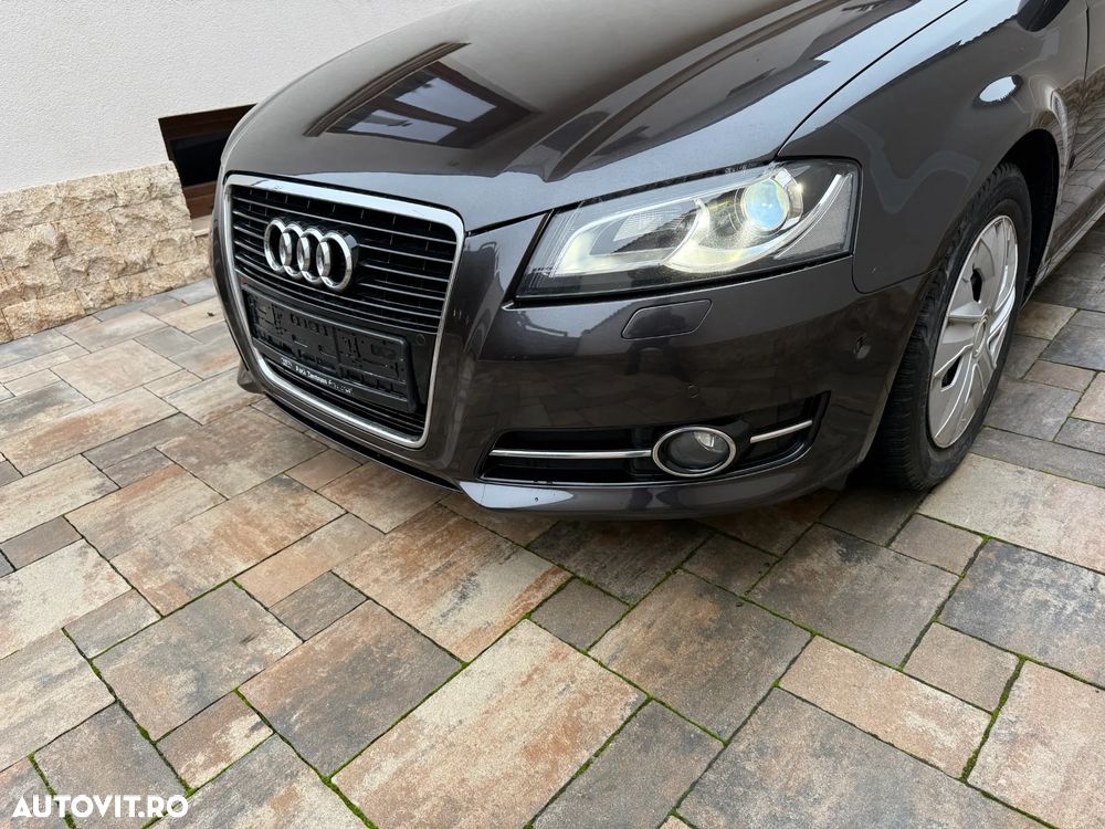 Audi A3 1.6 TDI Limousine S tronic Ambiente - 3